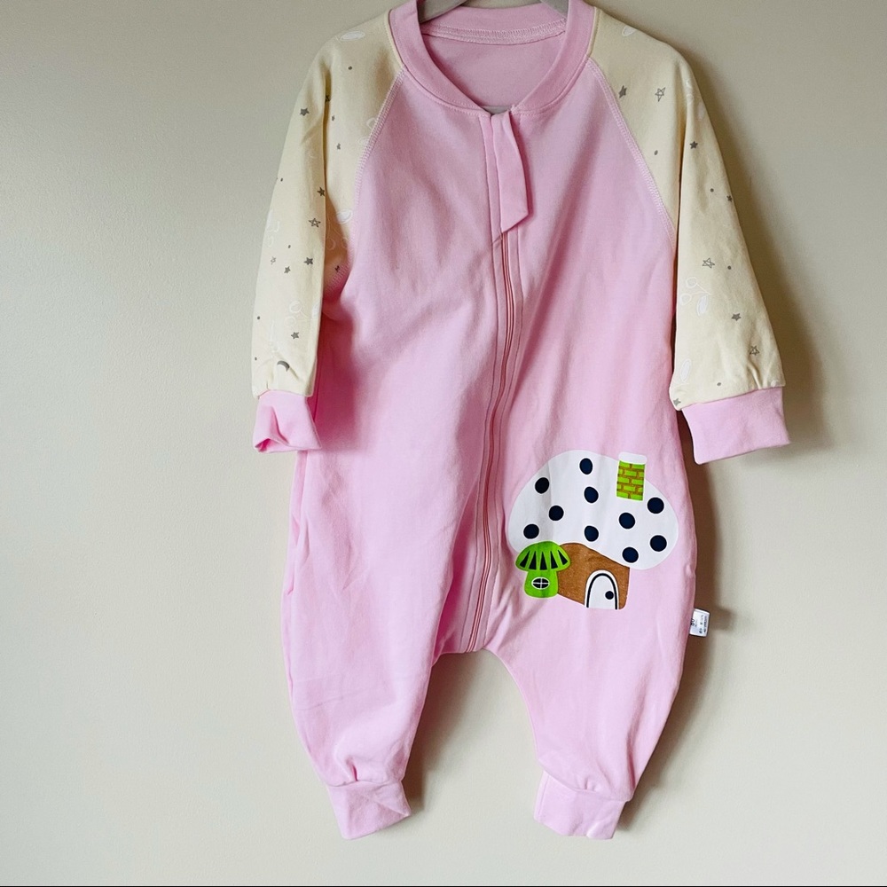 Pink/Yellow Graphic Sleeper Size 12-18 Months